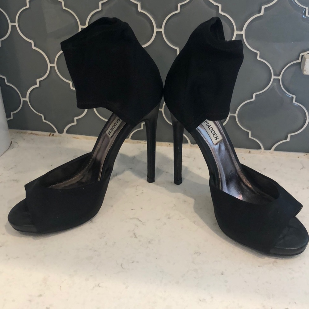 Black stiletto